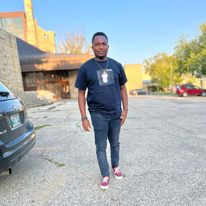 Meet your Posher, Chris